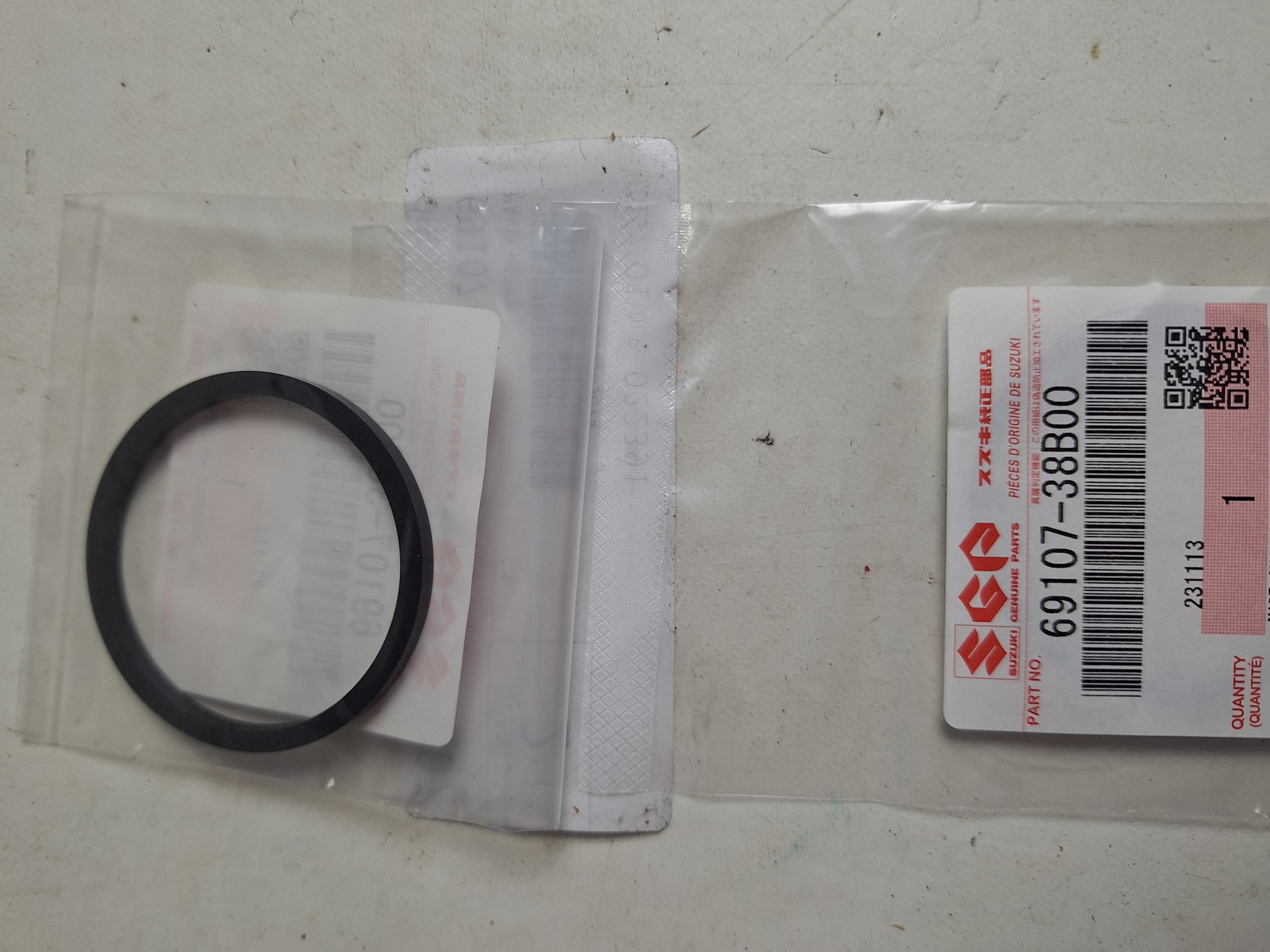 Picture of SUZUKI  MANSCHETTE  69107-38B00